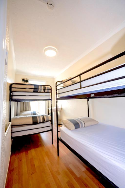 Quadruple Room with Shared Bathroom